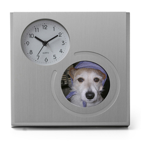 Reloj de sobremesa con alarma y porta...