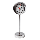 Reloj de estación de trenes con pie y...