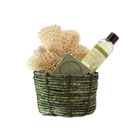 Cesta con kit de baño Wicko